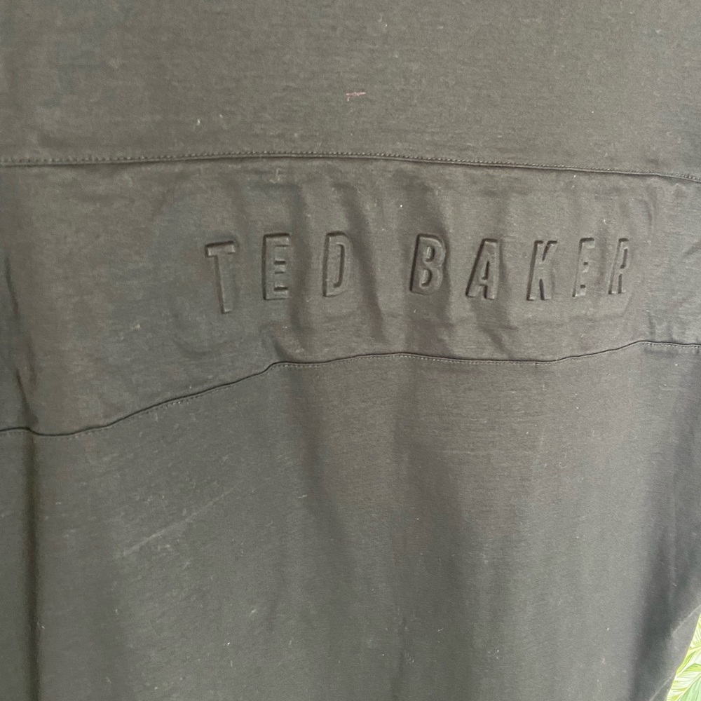 Ted Baker Short Sleeve All Black Shirt‎ with Lifted Print Men’s Size 6 - Picture 5 of 9